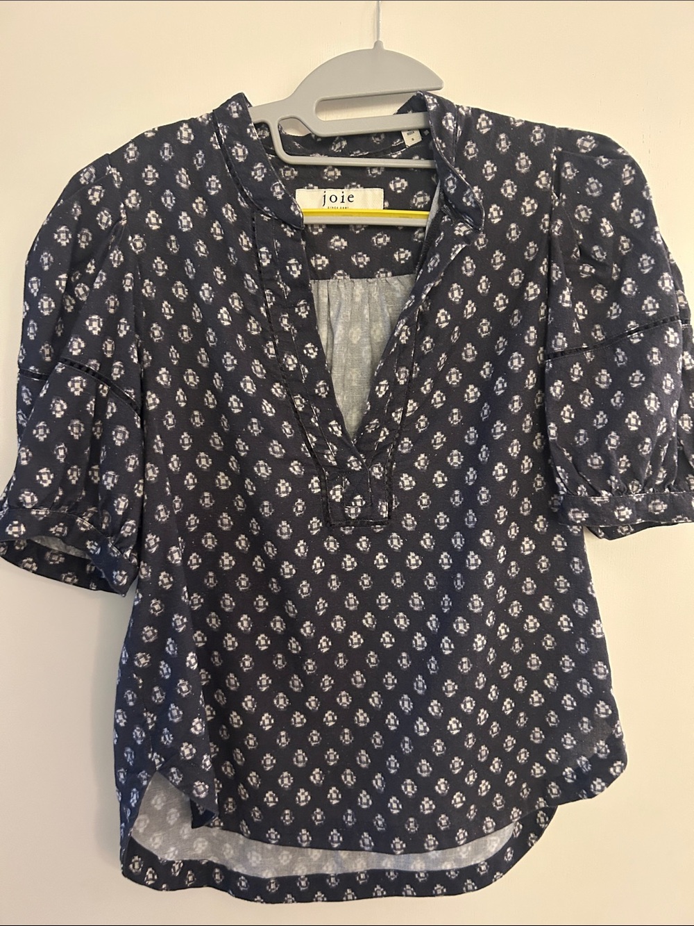 Joie Navy & White Printed V-Neck Blouse